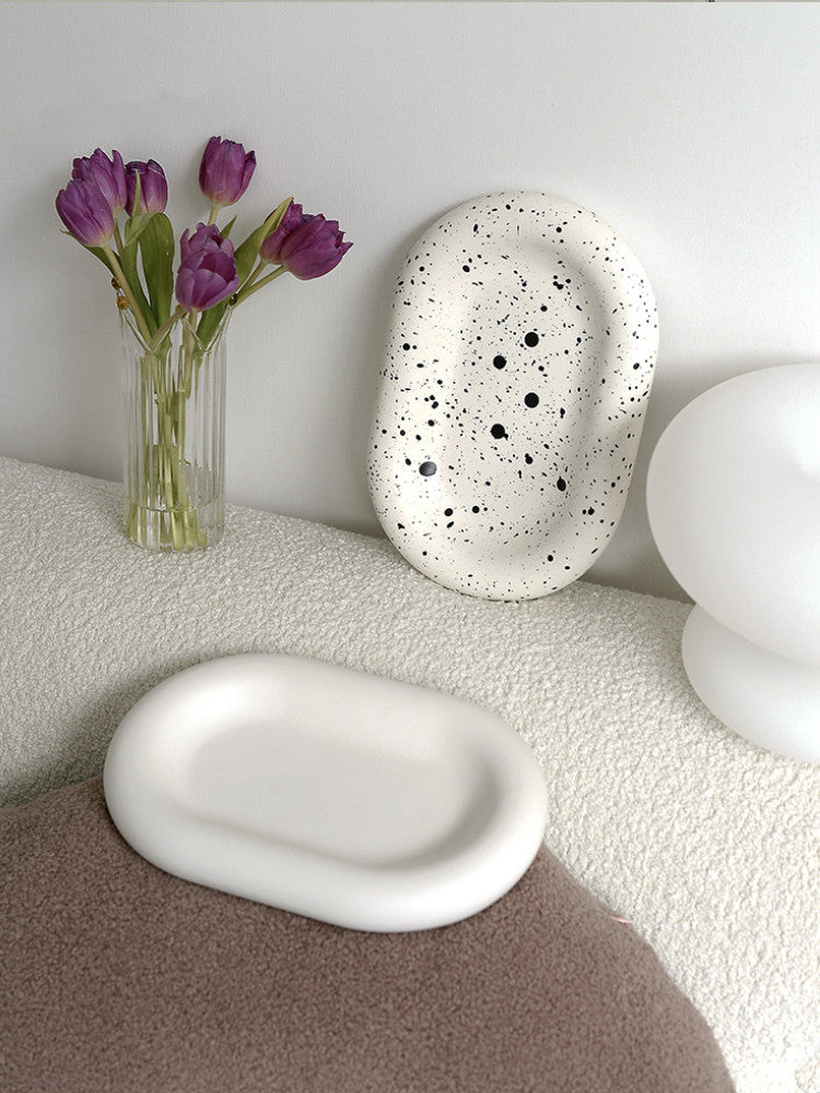 Ceramic Matte Oval Dinner Plate Nordic Ins Decoration Storage Tray Cake Salad Splash Ink صحن عشاء بيضاوي من السيراميك بملمس مطفي، تصميم نوردي (إسكندنافي)، يستخدم للديكور أو للتخزين، مناسب لتقديم الكعك أو السلطة، مزخرف بنمط رش حبر مقاس ١٢ انش